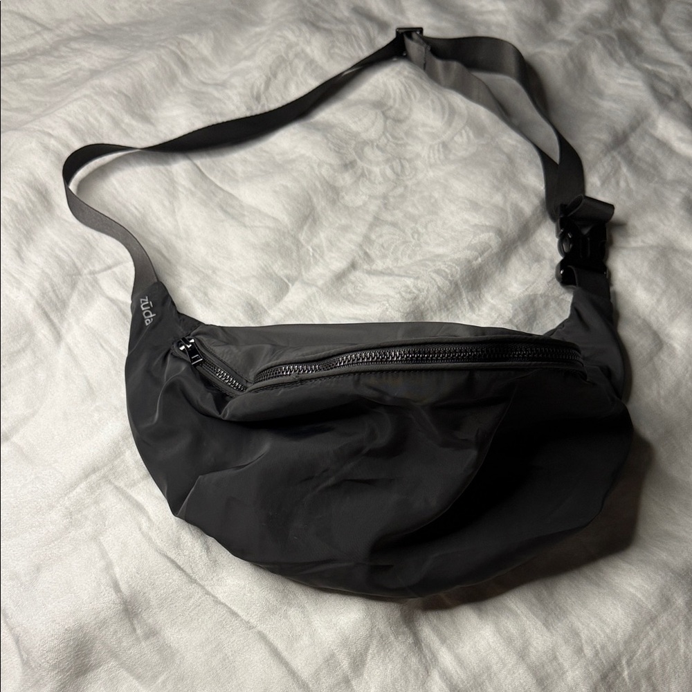 zuda Black Men's Sling Belt Bag